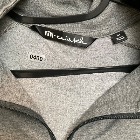 #0400 Grey Quarter Zip Size M Brand Travis Mathew - Picture 3 of 3